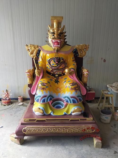 偷寺庙60公斤佛像